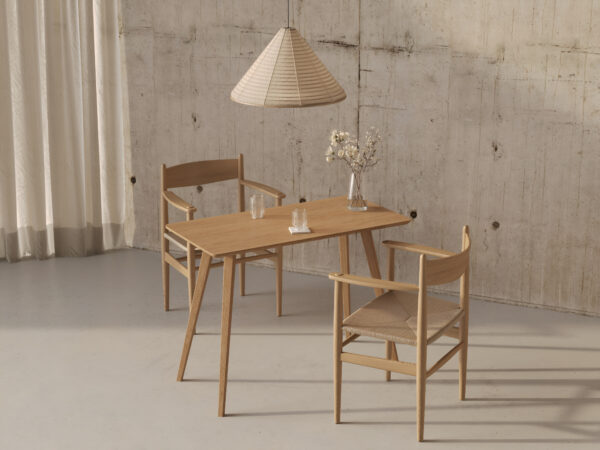 rechteckiger-tisch-100×50-cm-aus-massivem-eichenholz-mit-abgerundeten-kanten